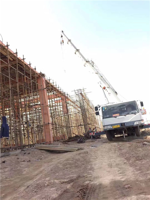 瓮安县吊车作业的安全注意事项有哪些？