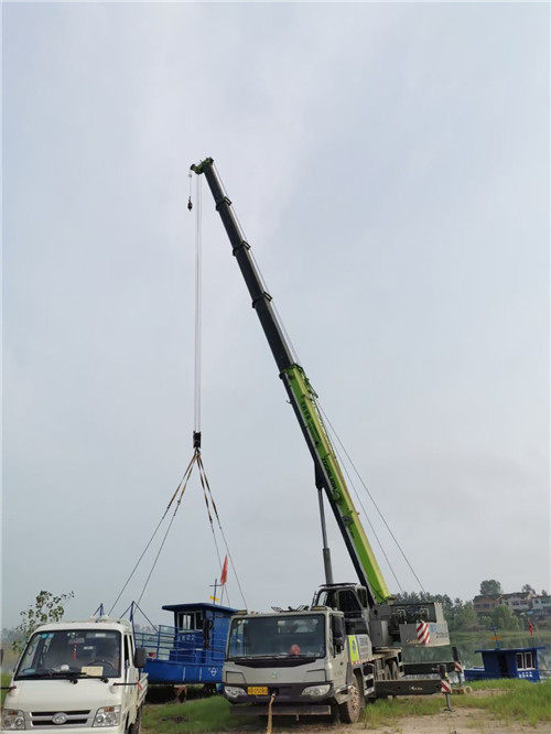 瓮安县桥梁建设吊装案例